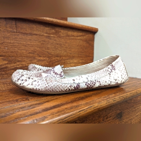 Aldo neutral cream, tan gray   snakeskin loafers Size 9 - Picture 4 of 12
